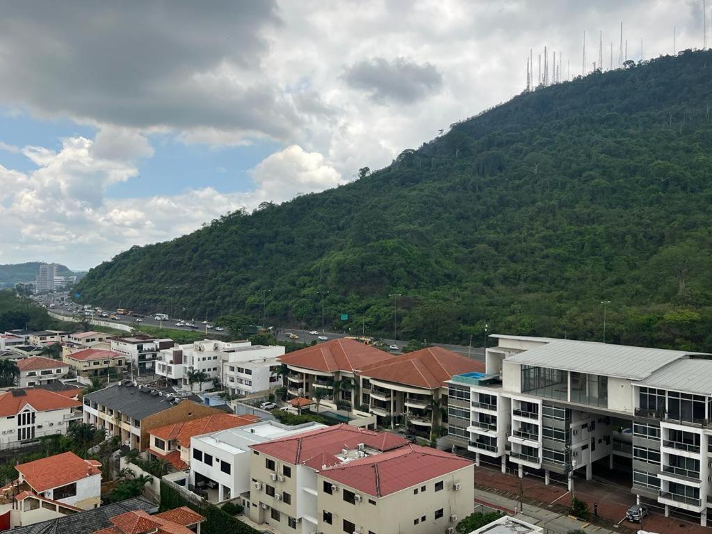 New Luxury Apartment With King - Size Bed Ceibos Guayaquil Eksteriør billede